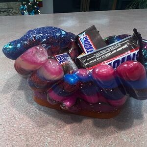 RAINBOW ✨Custom Resin Hand Decorative Bowl! Handcrafted Elegance✨